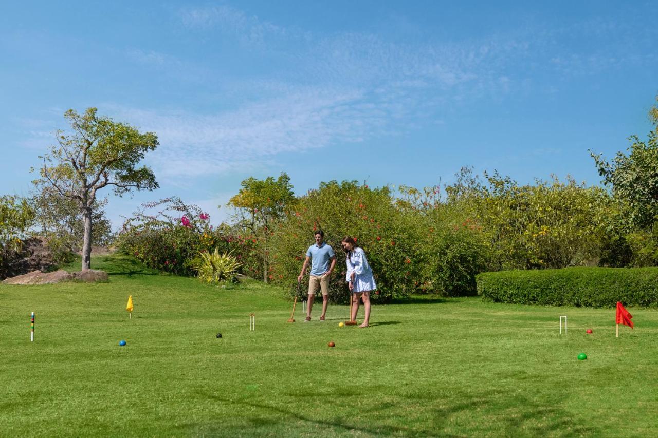 Trident Udaipur Otel Dış mekan fotoğraf Croquet at the Royal Botanic Gardens, Edinburgh