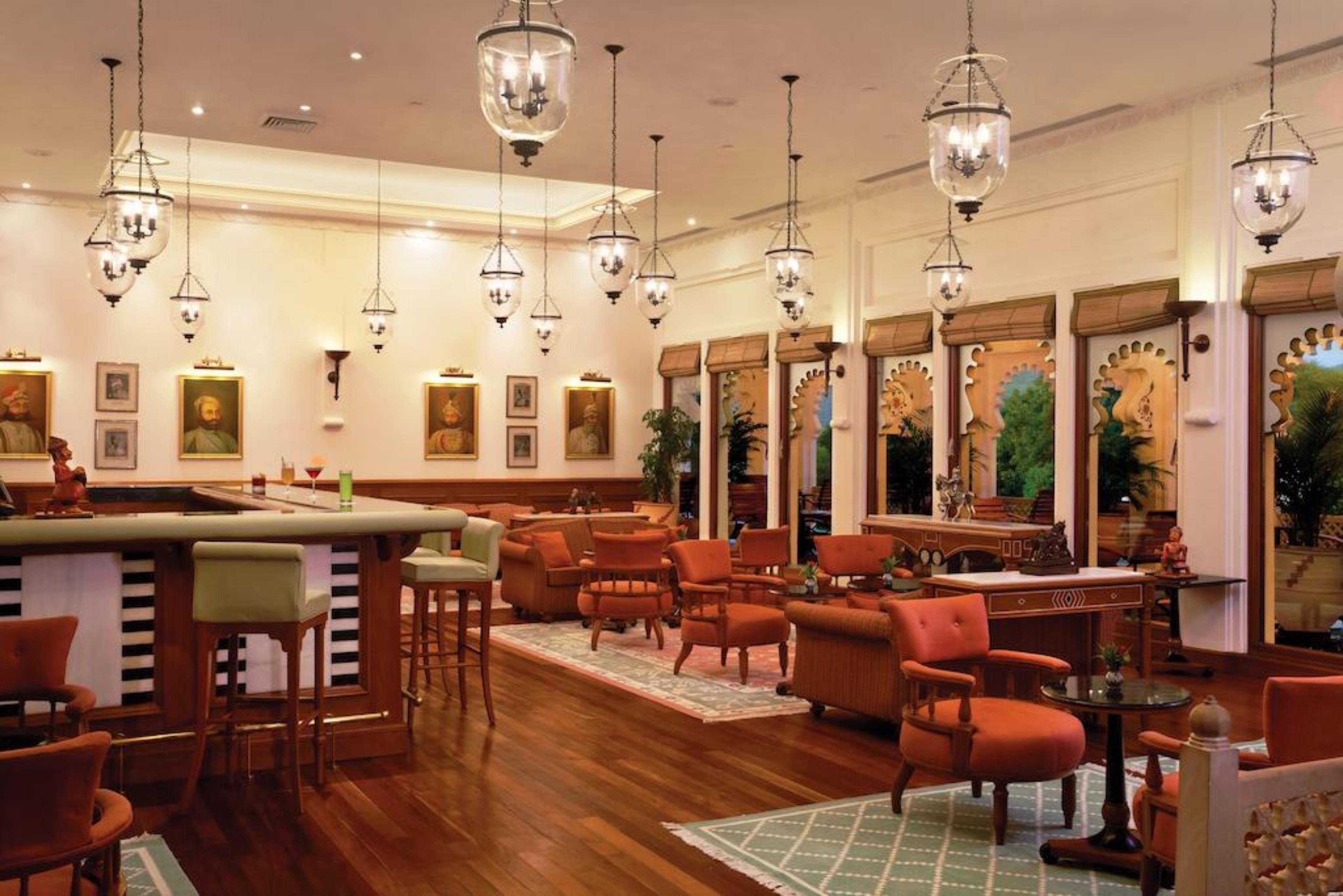 Trident Udaipur Otel Dış mekan fotoğraf The Bar